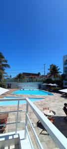 Beira-Mar flat 310 Ponta Negra Beach内部或周边的泳池