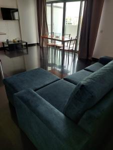 Rocha Tower Apartments的休息区