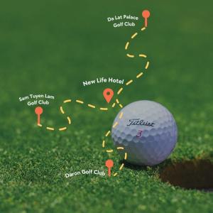 大叻New Life Hotel - Da Lat的高尔夫球及其球场的图表
