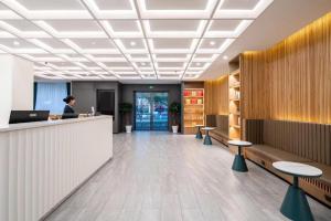 Nihao Hotel Hangzhou Chaowang Road Shentangqiao Metro Station大厅或接待区