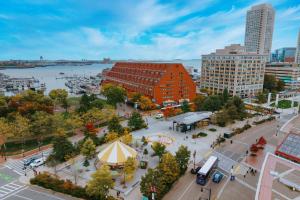 波士顿波士顿龙码头万豪酒店的城市空中景观和建筑
