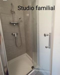 Studio Quiétude的一间浴室