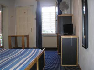 道奇旅馆客房内的一张或多张床位