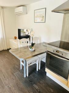 BUNGALOW 60 M2的厨房或小厨房