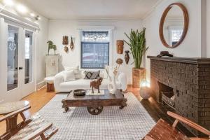 Exquisite Luxury Estate - Steps to Downtown