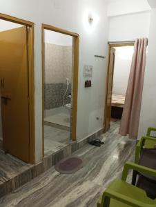 Darbar Homestay的一间浴室