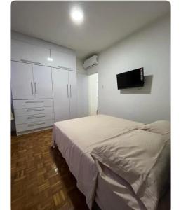 Renewed apt in Altamira, the heart of Caracas客房内的一张或多张床位