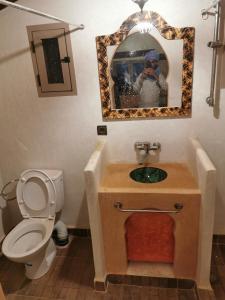 Riad family的一间浴室