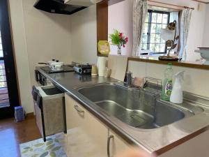 Condominium Agathanks - Vacation STAY 16291的厨房或小厨房