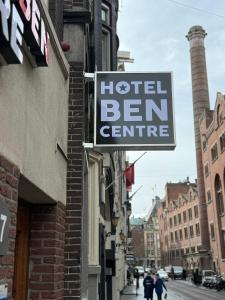 阿姆斯特丹本中心酒店的建筑中酒店住宿中心的标志