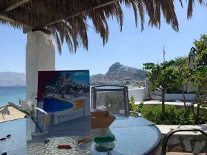 Charming Seafront Studio Skyros Seaside Serenade平面图