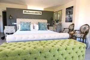 Villa du Soleil Plettenberg Bay客房内的一张或多张床位
