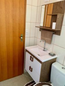 QUARTO UNIFESP Prox RODOVIAS, MARGINAS, ALPHAVILLE的一间浴室