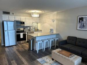 On the Sand Beachfront Condo, Newly Renovated