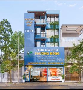 顺化PHƯƠNG ĐÔNG HUẾ HOMESTAY的一座标有草图的建筑