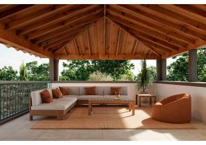 MonterrosoReverence Villas Fufin的木制凉亭配有沙发和桌子