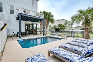 Luxury Home with Ocean View, Private Pool, and Hot Tub