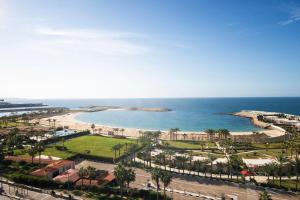 亚历山大Nabeel Homes Boutique Hotel - B9的享有海滩和大海的景色