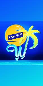 圣维森特西点旅馆的一张带有棕榈树的免费WiFi标志的照片