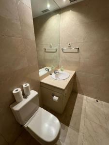Hotelly Atocha的一间浴室