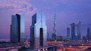 迪拜迪拜杜斯特天阙酒店的城市中心高楼