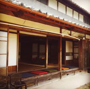 KagaNano Village Okayama - Vacation STAY 66531v的享有带窗户的大楼的内部景致