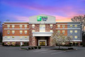 卡梅尔Holiday Inn Express & Suites Carmel North – Westfield, an IHG Hotel的假日快捷旅馆 ⁇ 染