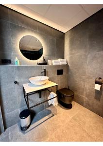 Hotel Brasserie Smits的一间浴室