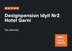 韦尼格罗德Designpension Idyll Nr2 Hotel Garni的表示对酒店服务忠诚的标志