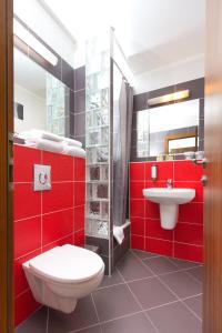 布拉迪斯拉发酒店 的一间浴室