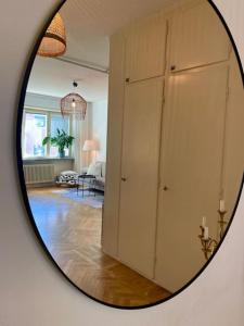 Central studio apartment in wonderful Sundbyberg平面图