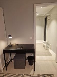 Modern room with bathroom, no kitchen and your own entrance客房内的一张或多张床位