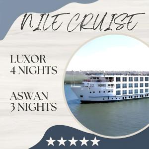 卢克索NILE CRUISE NMZ every Saturday from LUXOR 4 nights & every Wednesday from ASWAN 3 nights的一艘在水中装有硝化催化剂和天鹅之夜的游轮