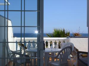 米哈斯科斯塔APT EL FARO ARKADIA BEACH MIJAS COSTA Marvellous Frontbeach with stunning seaviews and historic lighthouse的相册照片