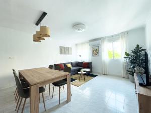 Valencia Homestay Rooms平面图