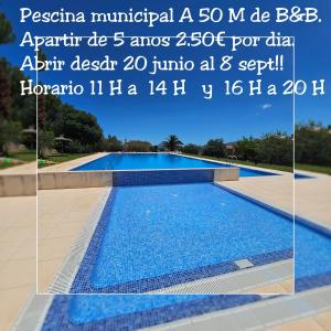 SagraMETA VOLANTE的别墅内的游泳池,保证水价