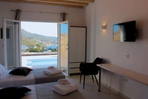 Mykonian Luxury Ortus Villa with Private Pool平面图