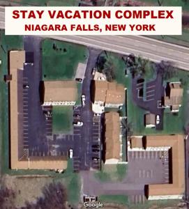 尼亚加拉瀑布Stay Vacation Homes Niagara Falls的一张建筑物的地图,上面写着“住度假楼”的字样,尼亚加拉是新来的