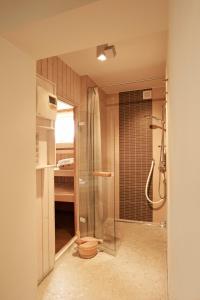爱姆黑沃特斯图穆酒店的一间浴室