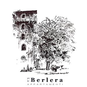 加尔达湖滨La Berlera - Riva del Garda的黑白的建筑和树图