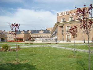 阿维拉阿维拉城堡二号酒店的相册照片