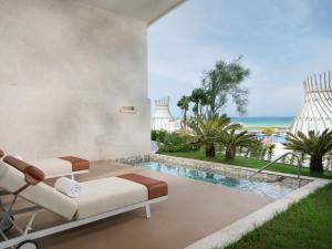 马斯喀特The St Regis Al Mouj Muscat Resort的海景客厅