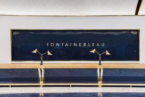 Fontainebleau Las Vegas by Suiteness的休息区