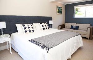 西蒙镇Seabreeze Luxury Two Bedroom Self Catering Penthouse的相册照片