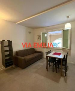 Via Agucchi & Via Emilia Apartments平面图