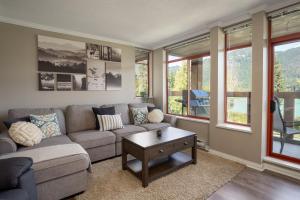 2BR - Located in beautifully acclaimed Nicklaus North Golf Clubhouse