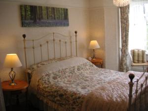 Ty Newydd Guest House客房内的一张或多张床位