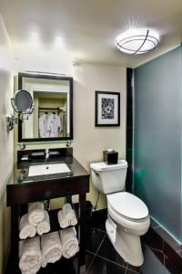 勒马拉斯酒店的一间浴室