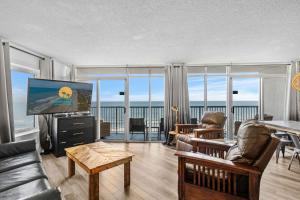 Seawatch Resort 616 - Oceanfront