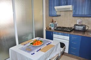 Rabat Appartement Agdal的厨房或小厨房